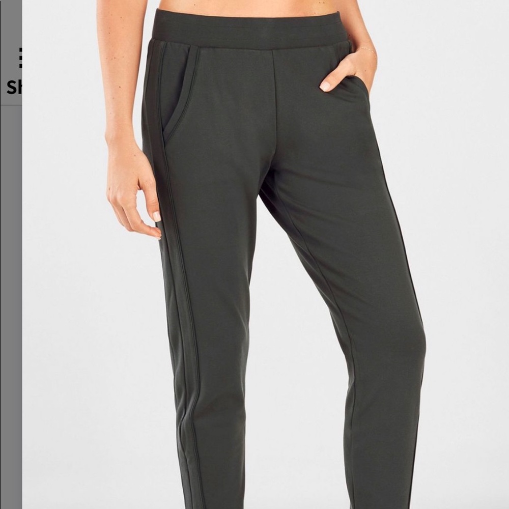 Fabletics Carrigan Joggers